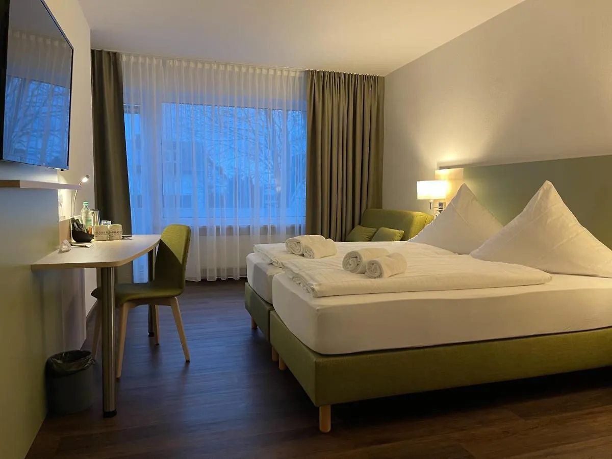 Marias Inn - Bed & Breakfast Garching bei Muenchen Hotel