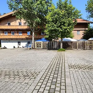 Hotel A8 Im Darchinger Hof - Zwischen Holzkirchen Und - Zwischen Muenchen Salzburg Und Innsbruck - Kurz Vor Dem Irschenberg, Weyarn