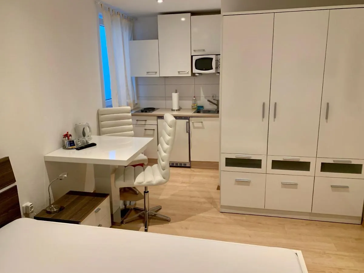 Hotel Marias Inn - Bed & Breakfast Garching bei München