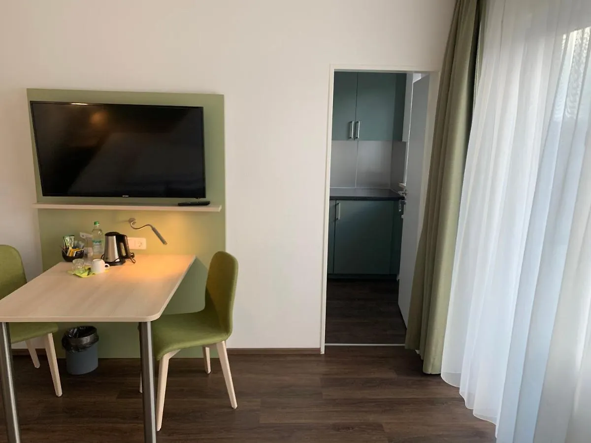 Marias Inn - Bed & Breakfast Garching bei München 3*,
