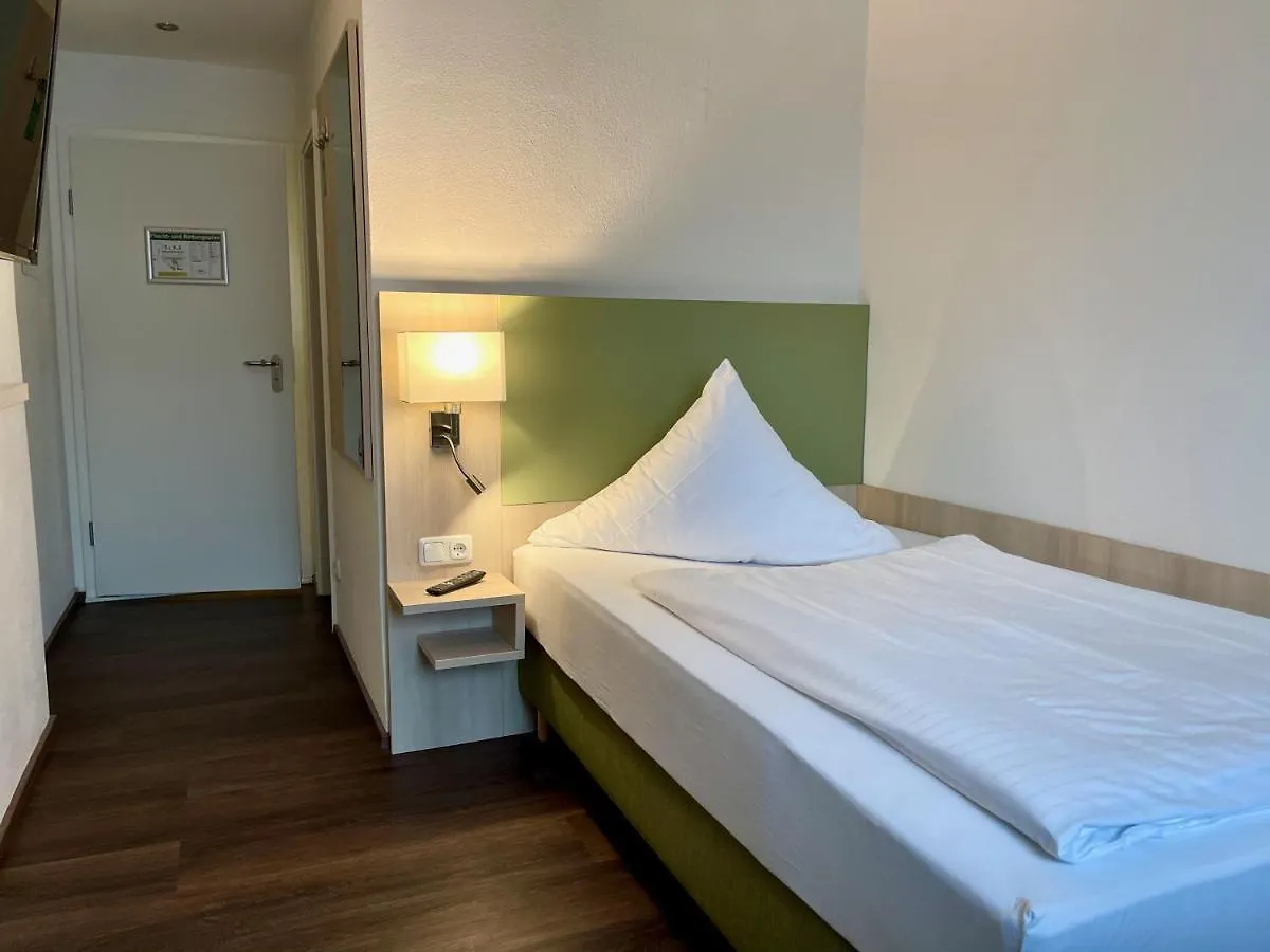 Marias Inn - Bed & Breakfast Гархинг-бай-Мюнхен