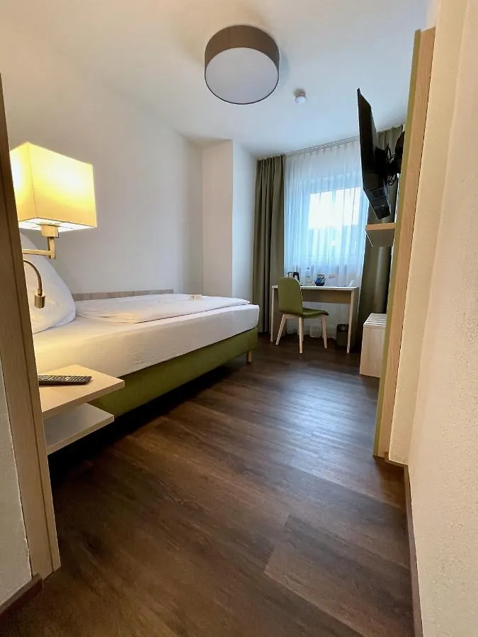 Marias Inn - Bed & Breakfast Garching bei München Hotel