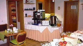 Hotel Marias Inn - Bed & Breakfast Garching bei München